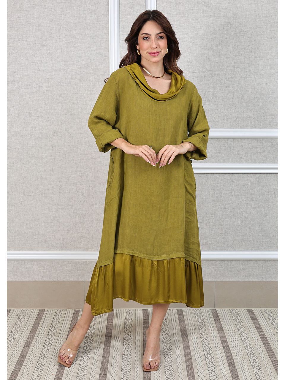 Vestido Leticia Linho Italiano Verde Pistache .