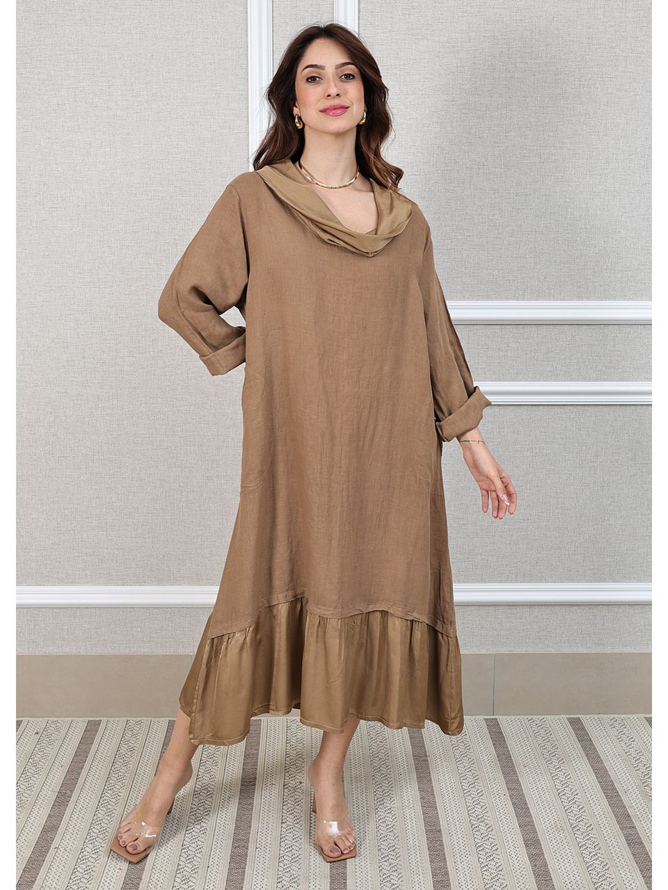 Vestido Leticia Linho Italiano Caramelo .