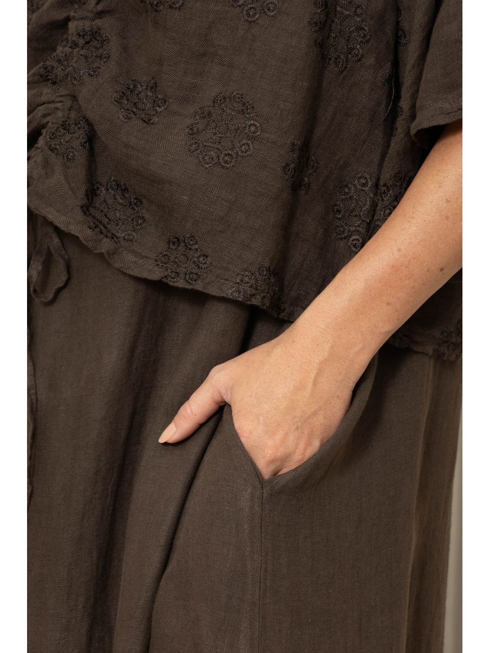 BATA AUREA CHOCOLATE