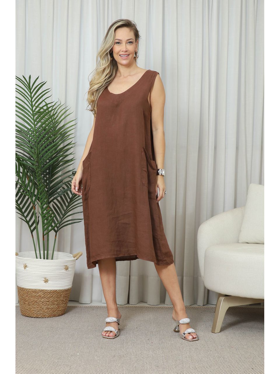 VESTIDO BRIANA MARROM