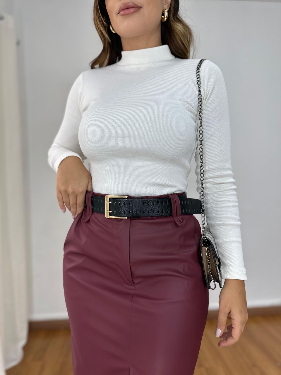 Blusa Lisa Canelada Off - Loja Benditta