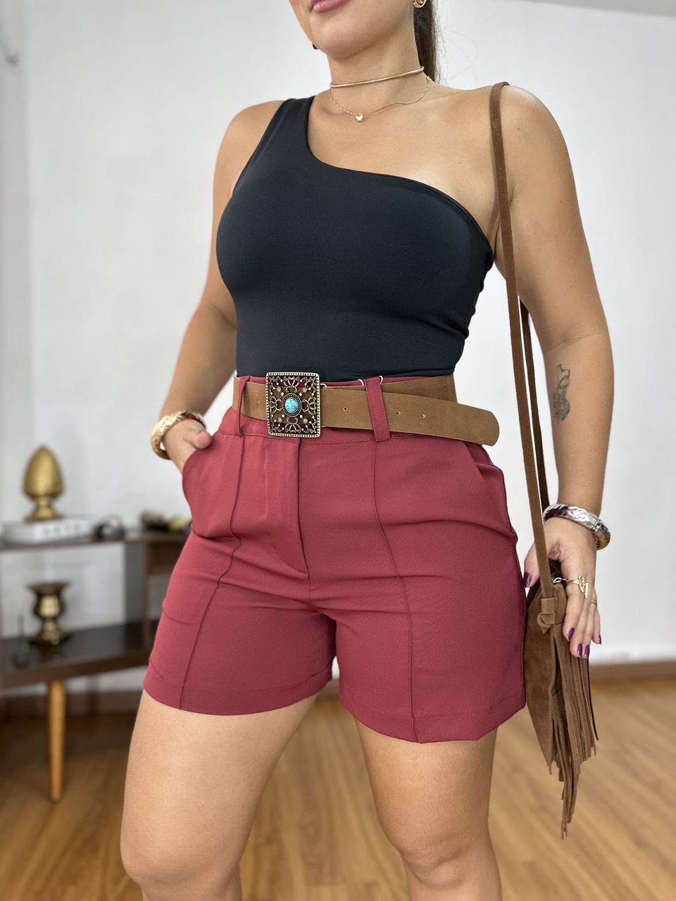 Bermuda Alfaiataria Nadia Cereja - 403090203088510 - Loja Benditta