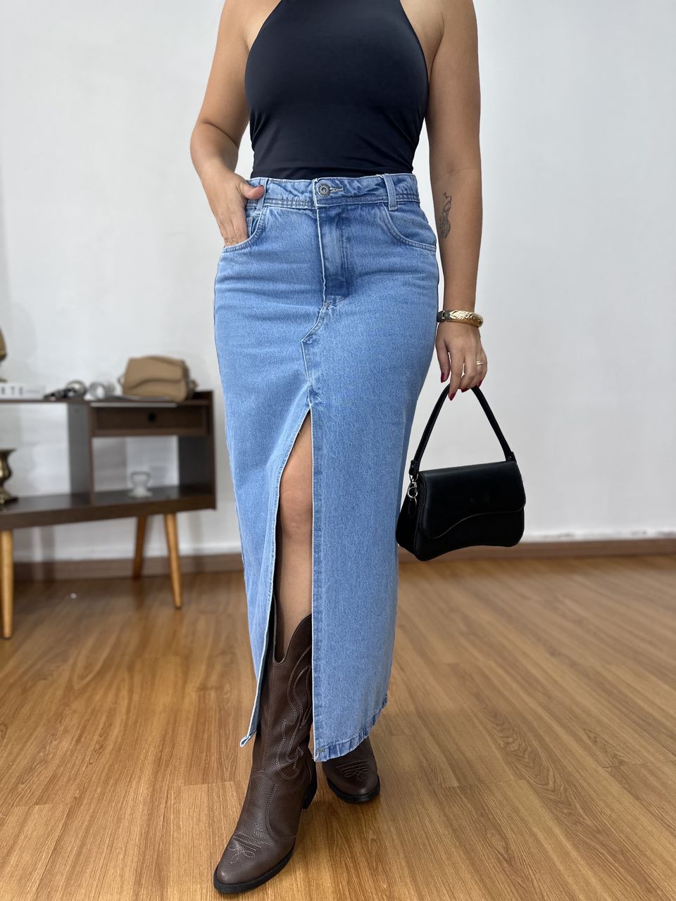 Saia Midi Jeans Tradicional - 403090203088170 - Loja Benditta