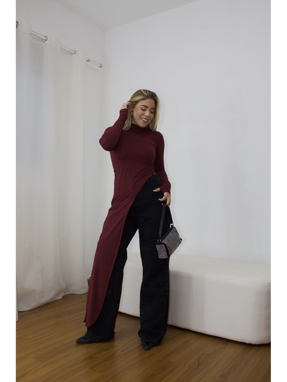 Blusa Feminina Alongada Assimétrica Cereja - Loja Benditta