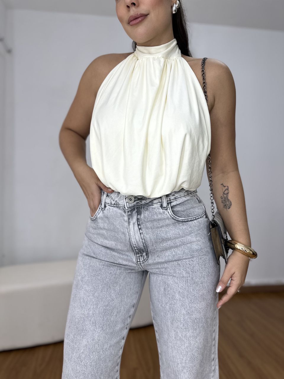 Blusa Frente Única Drapeada Amarelo Manteiga - Loja Benditta
