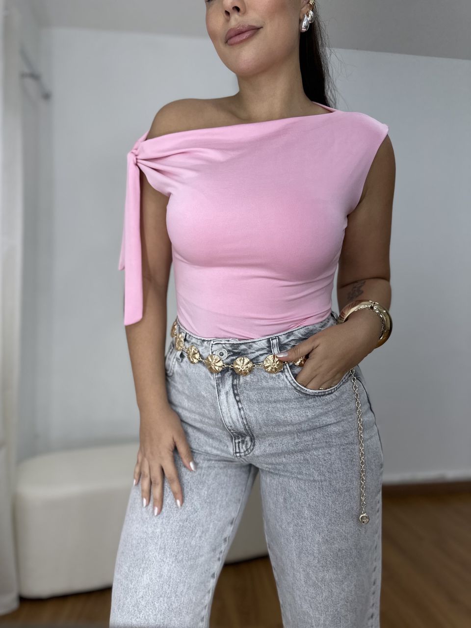 Blusa Feminina Detalhe Nó Rosa - Loja Benditta