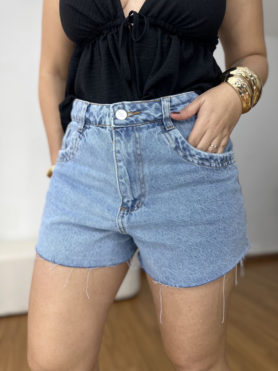 Short Jeans Tradicional Lavagem Clara 4541 - Loja Benditta
