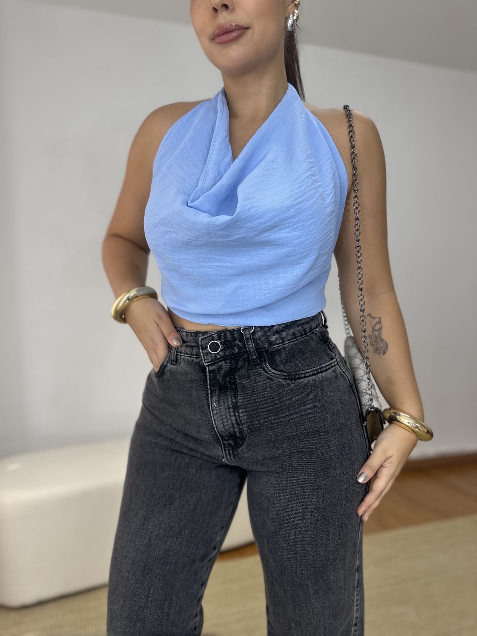 Blusa Feminina Multiformas Crepe Azul - Loja Benditta