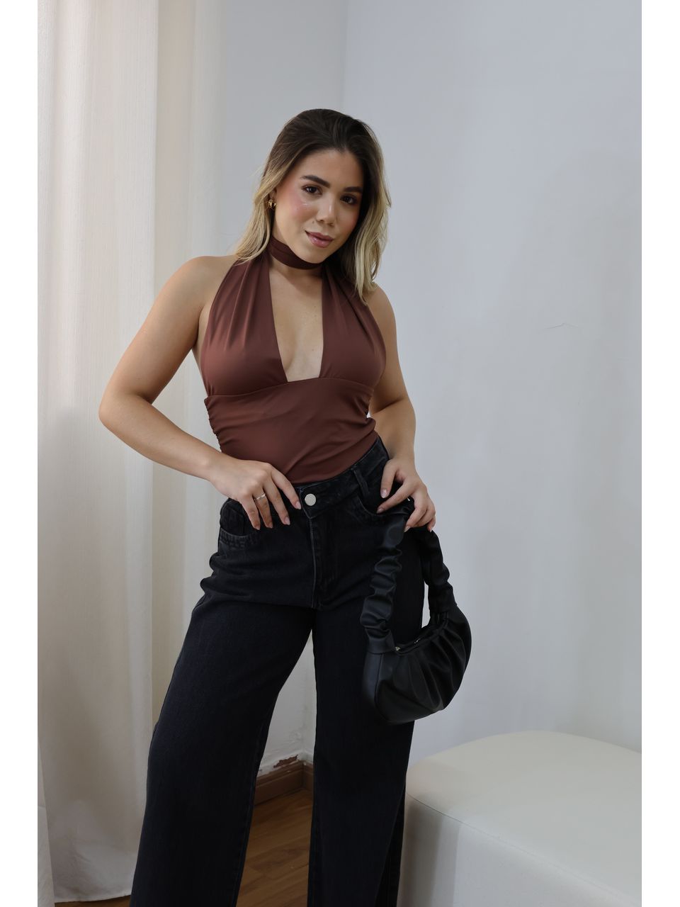 Blusa Feminina Frente Única Poliamida Liana Marrom... - Loja Benditta