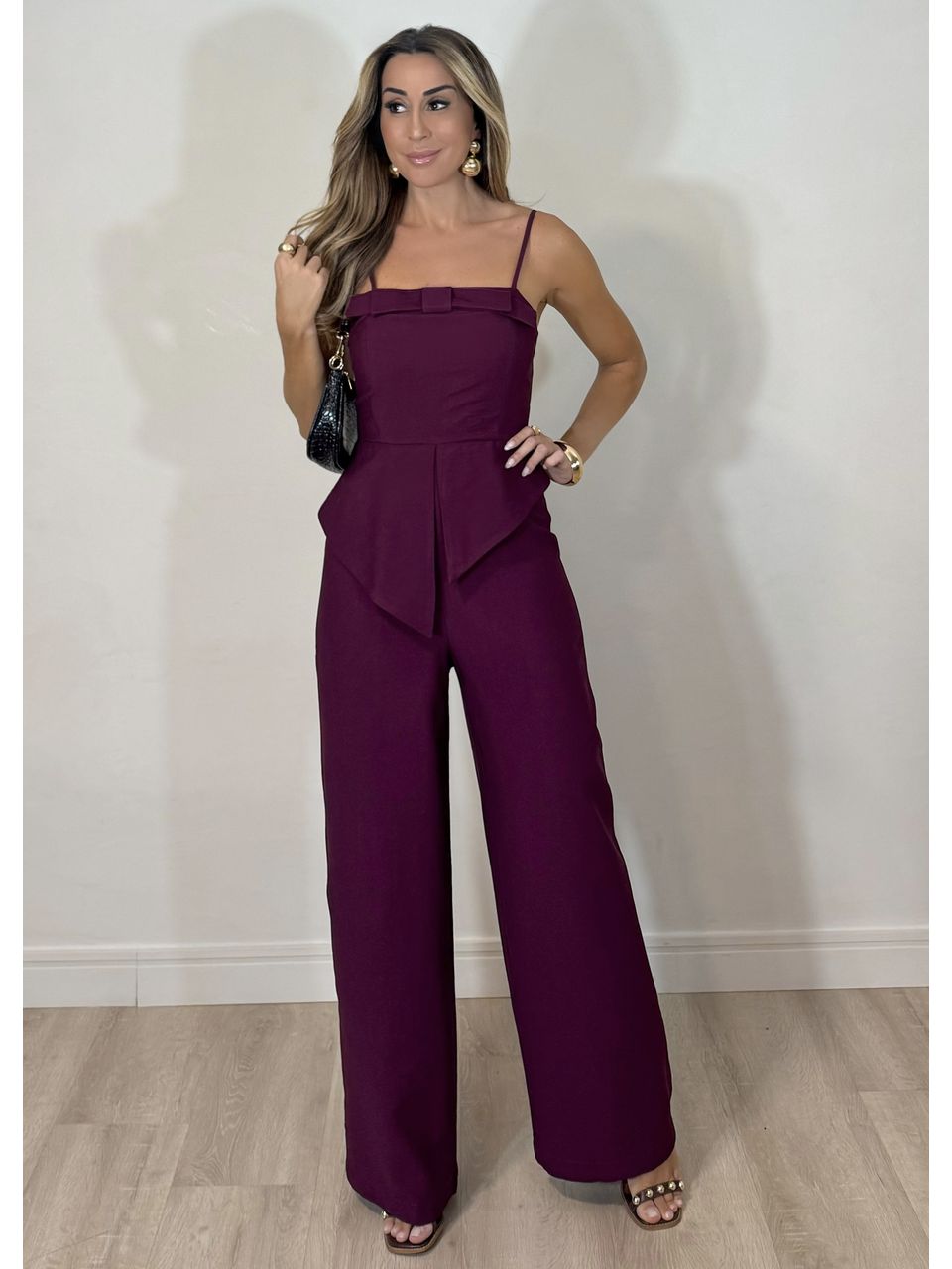 Macacão Peplum Aurora