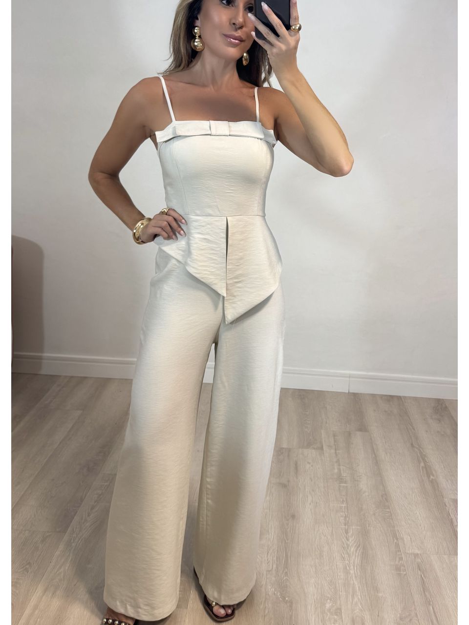 Macacão Peplum Aurora