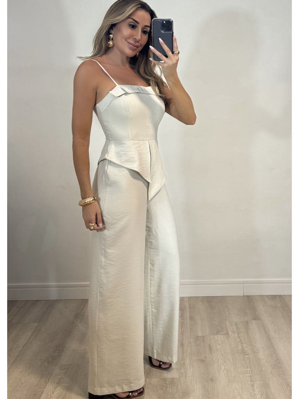 Macacão Peplum Aurora