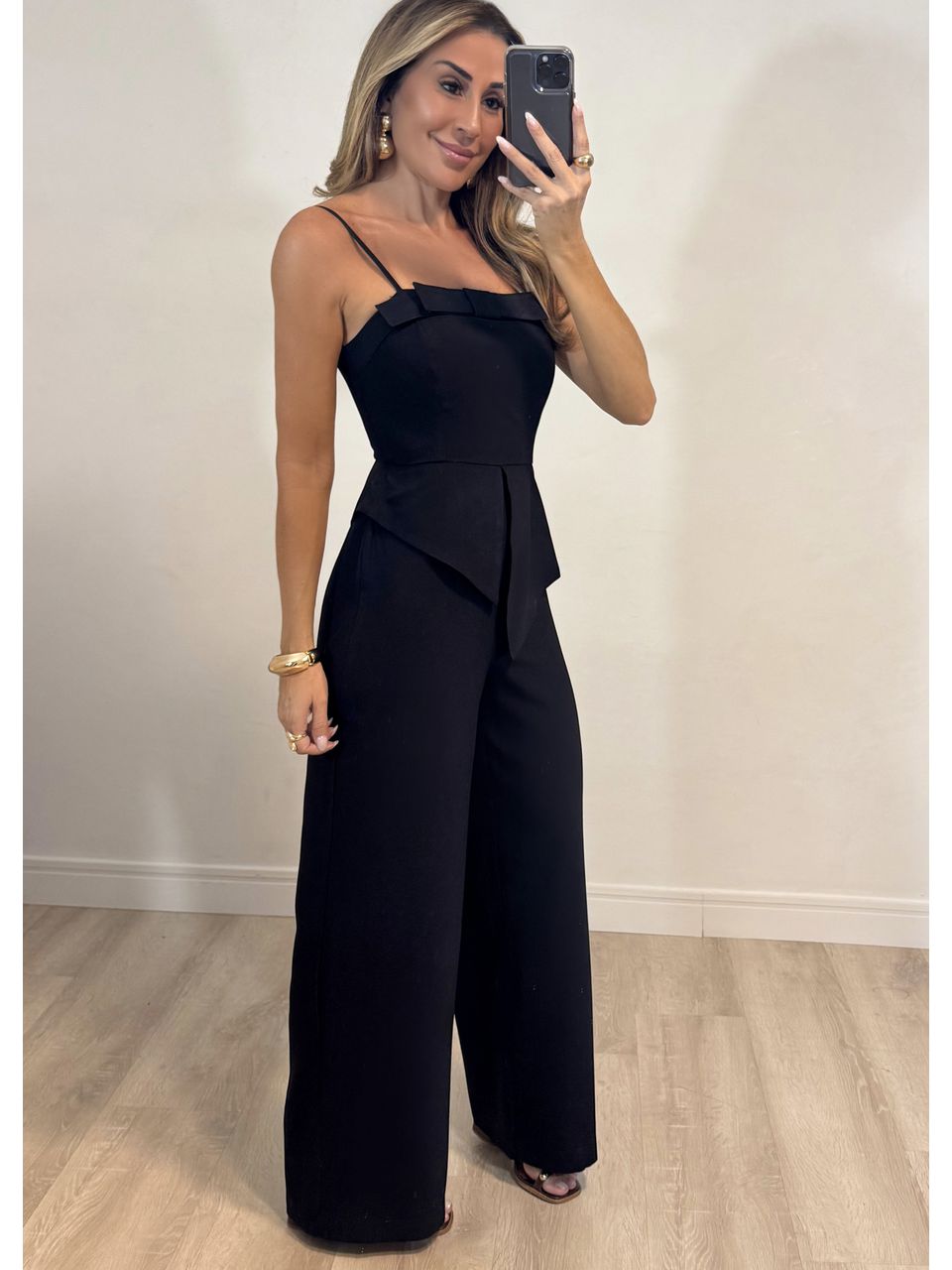 Macacão Peplum Aurora