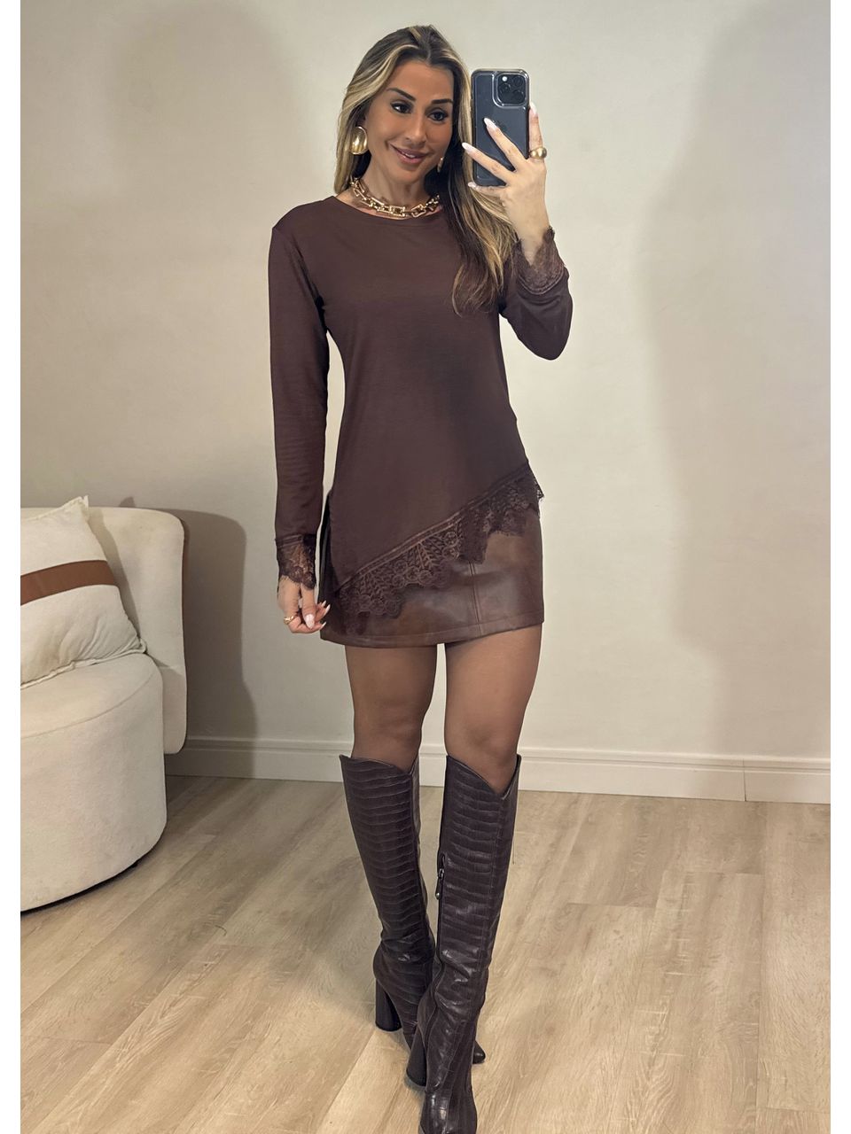 Blusa Assimetrica Renda