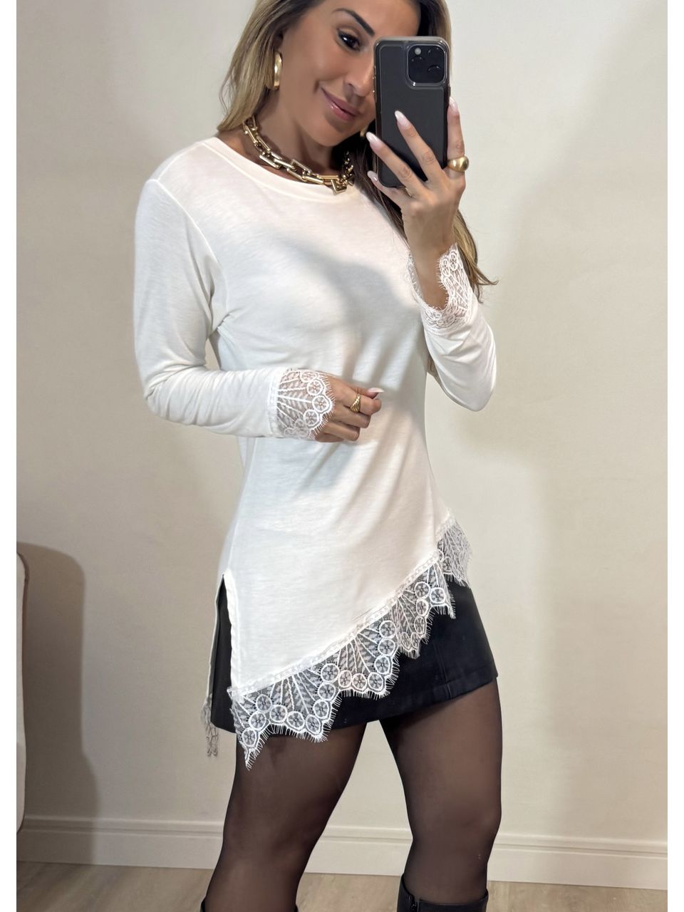 Blusa Assimetrica Renda