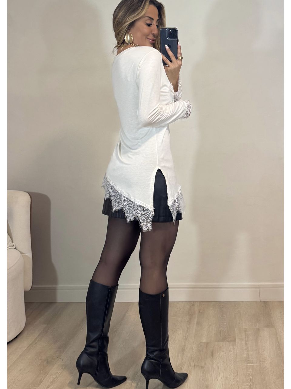 Blusa Assimetrica Renda