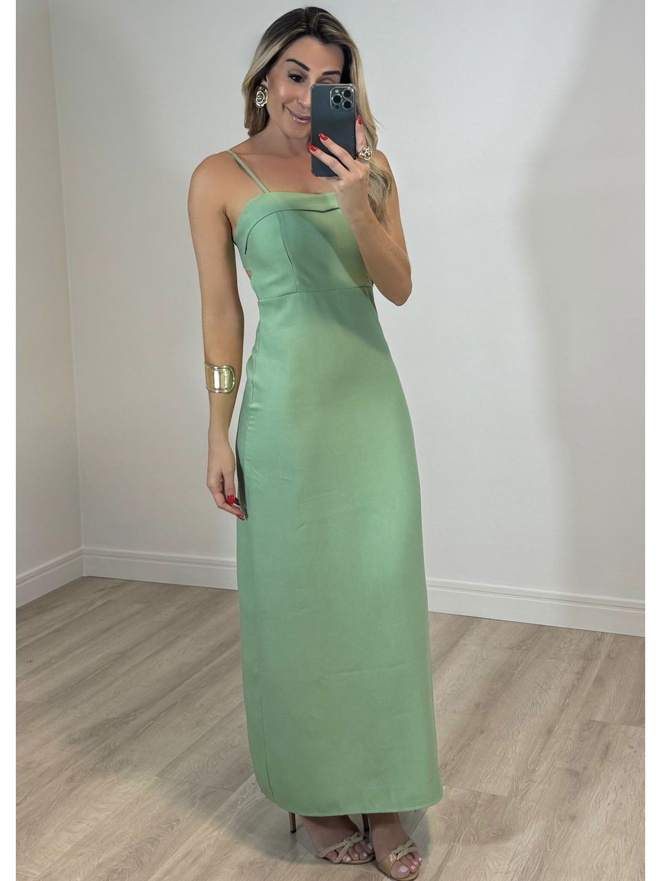 Vestido Midi Alethéia - 2022 - MADONNA BASIC