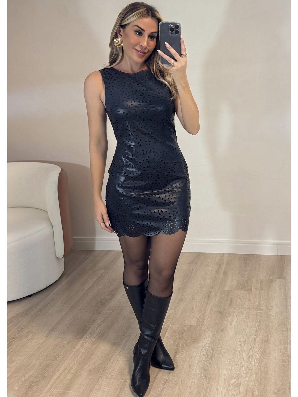 Vestido Courino Recorte a Laser