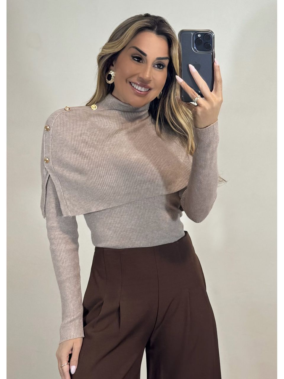 Blusa Tricot Gola Removível 