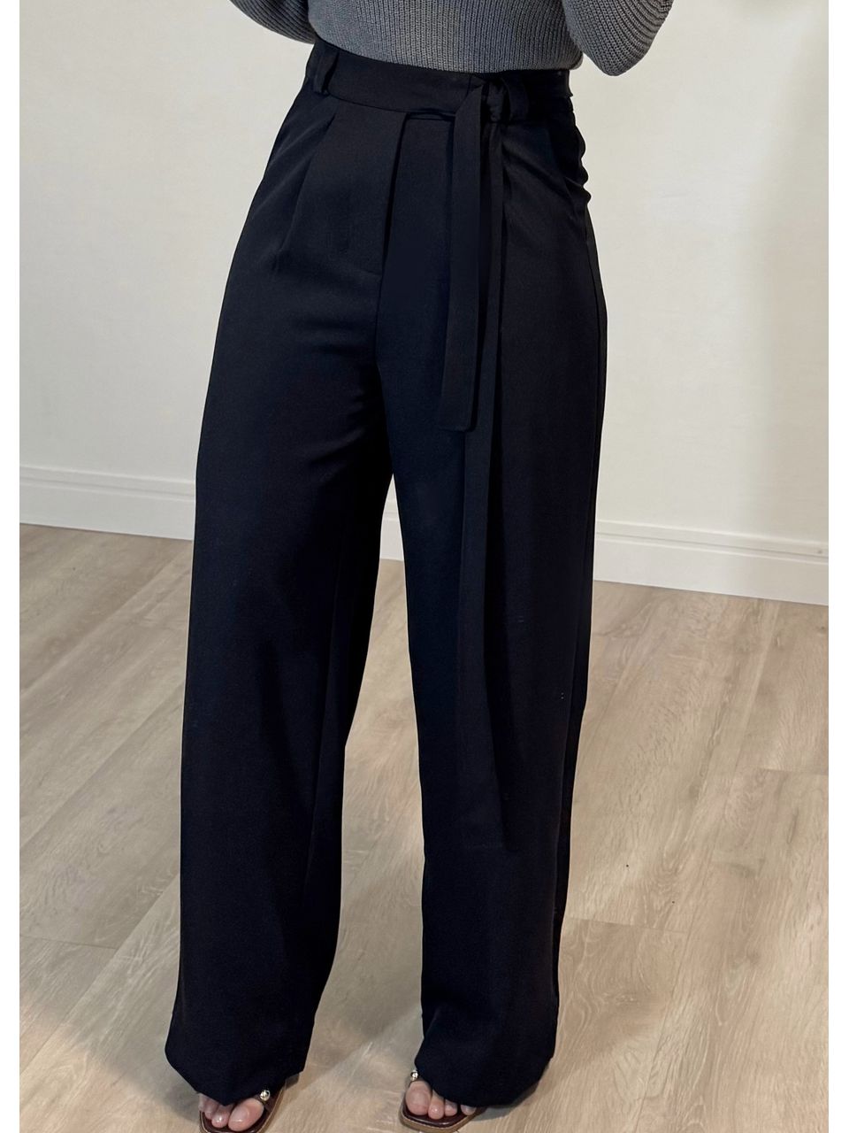 Calça Alfaiataria Com Amarração