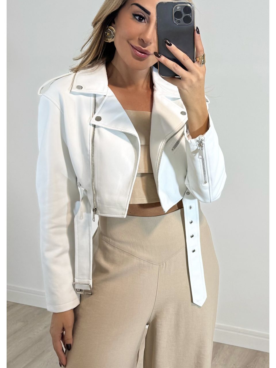 Jaqueta Cropped Couro fake