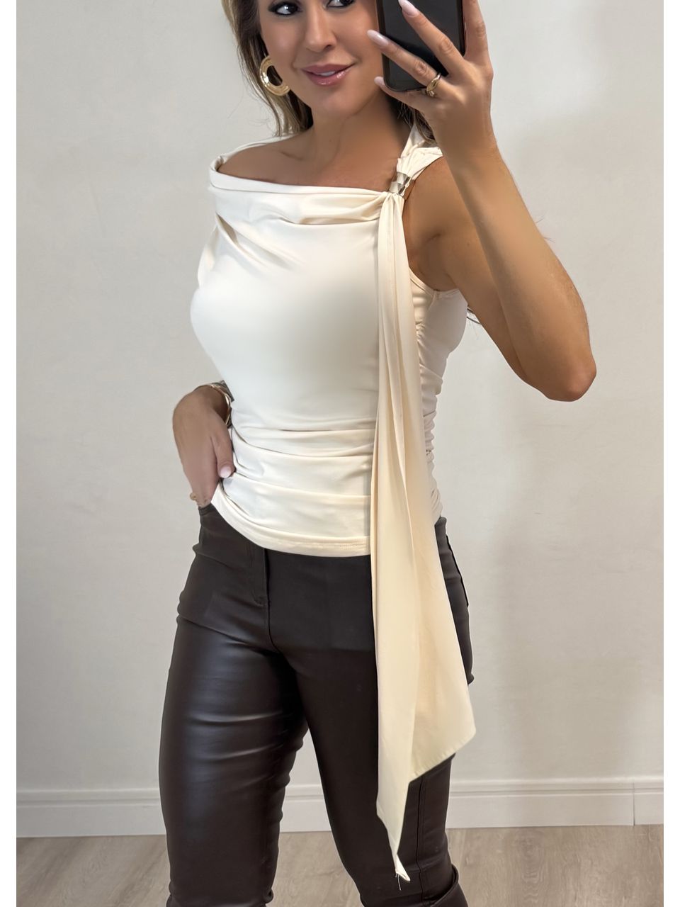 Blusa Ponta Helena