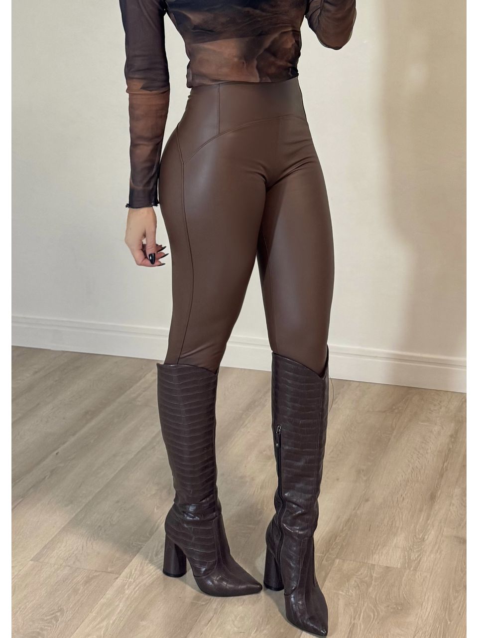Calça Skinny Courino