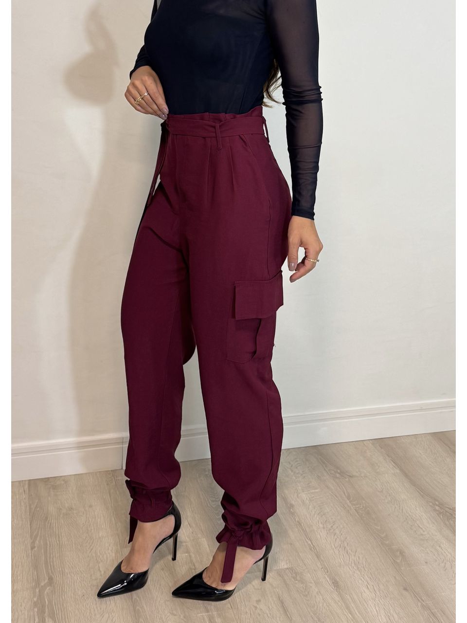 Calça com Amarração Jasmine