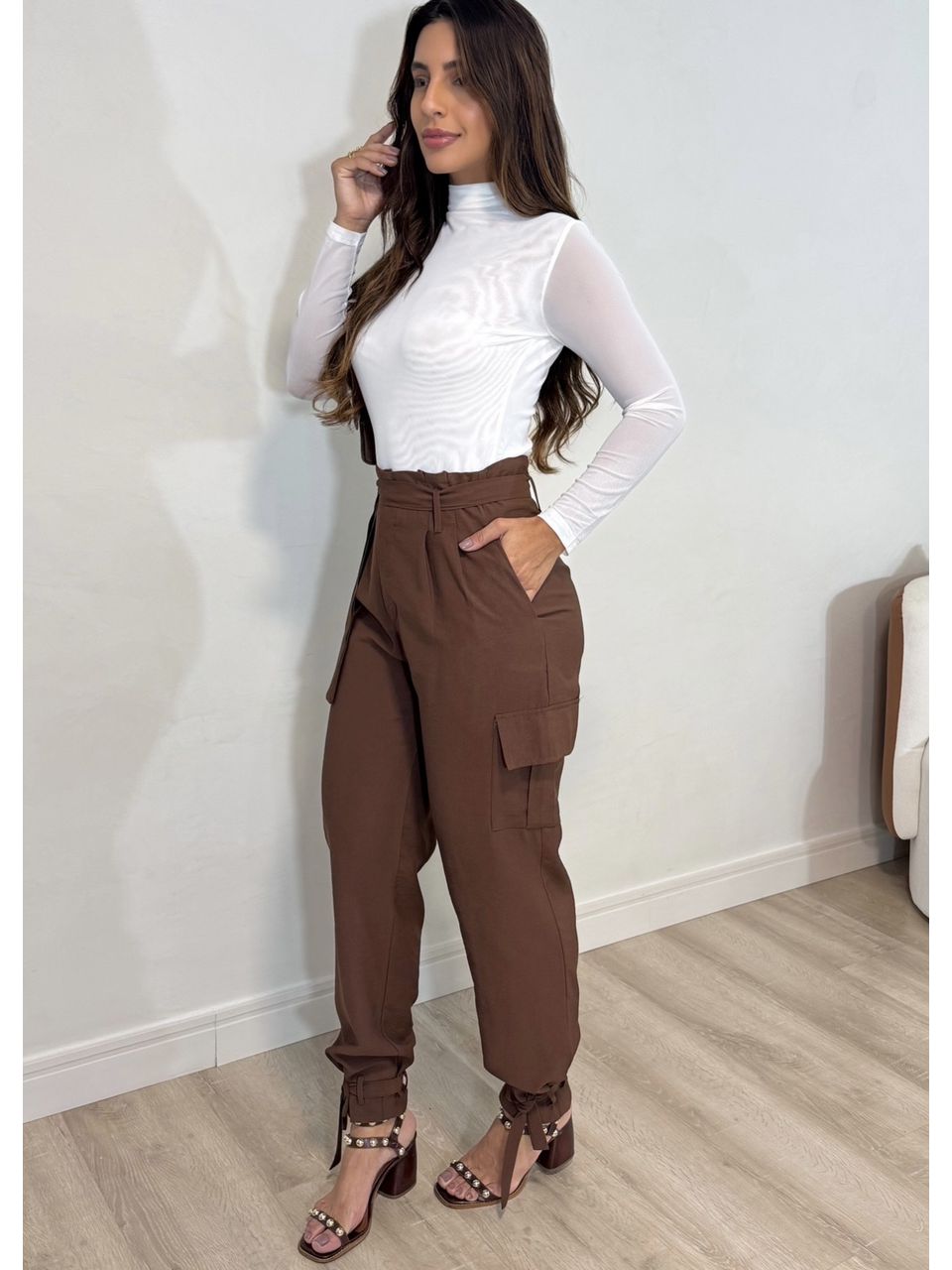 Calça com Amarração Jasmine