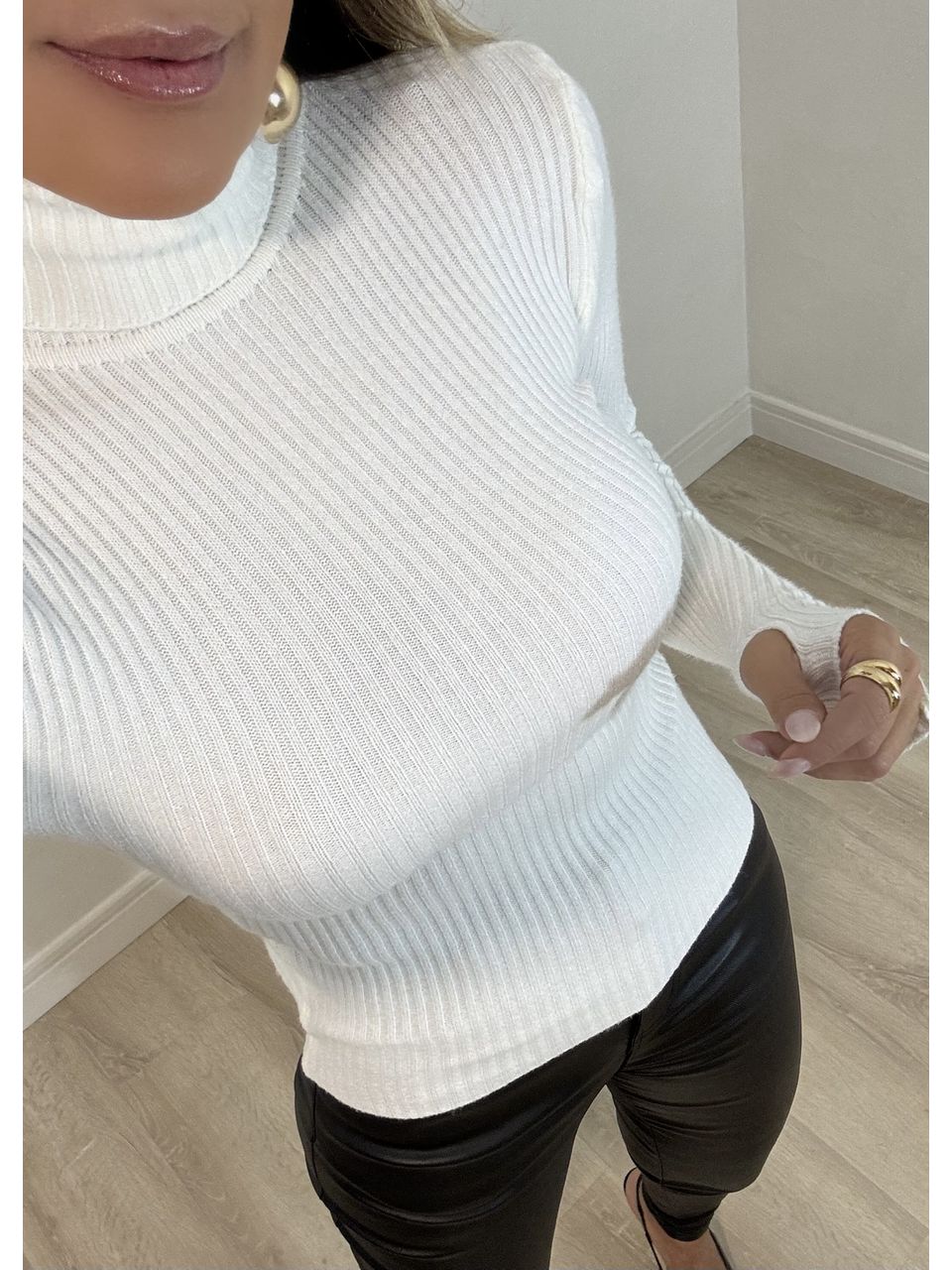Blusa Cacharrel Dedinho