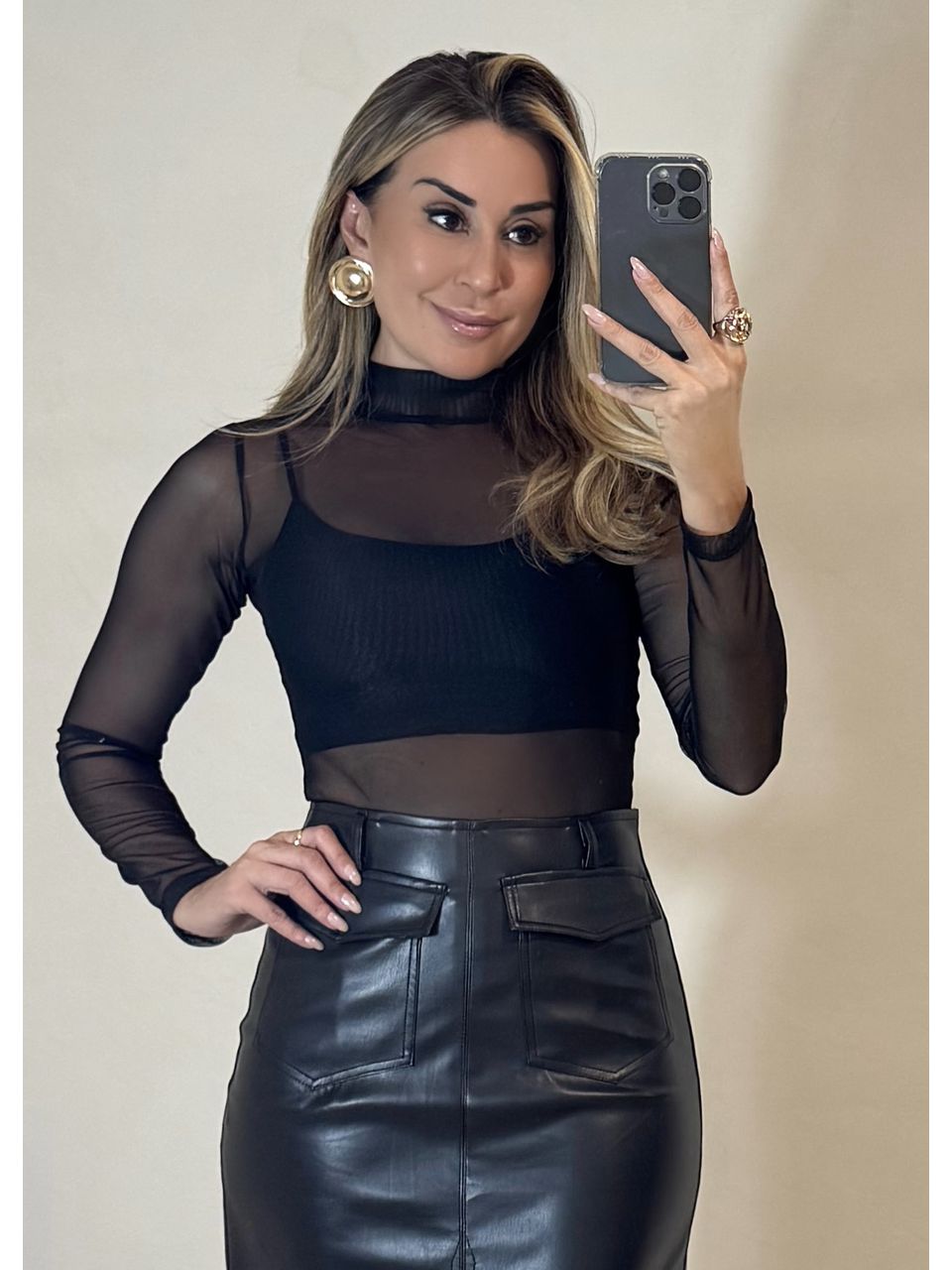 Blusa Tule Preta 