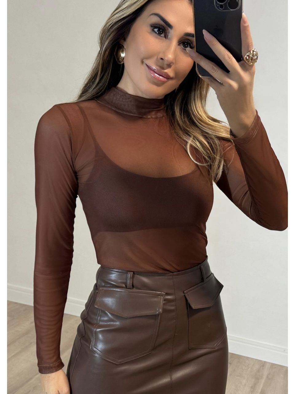 Blusa Tule Marrom 