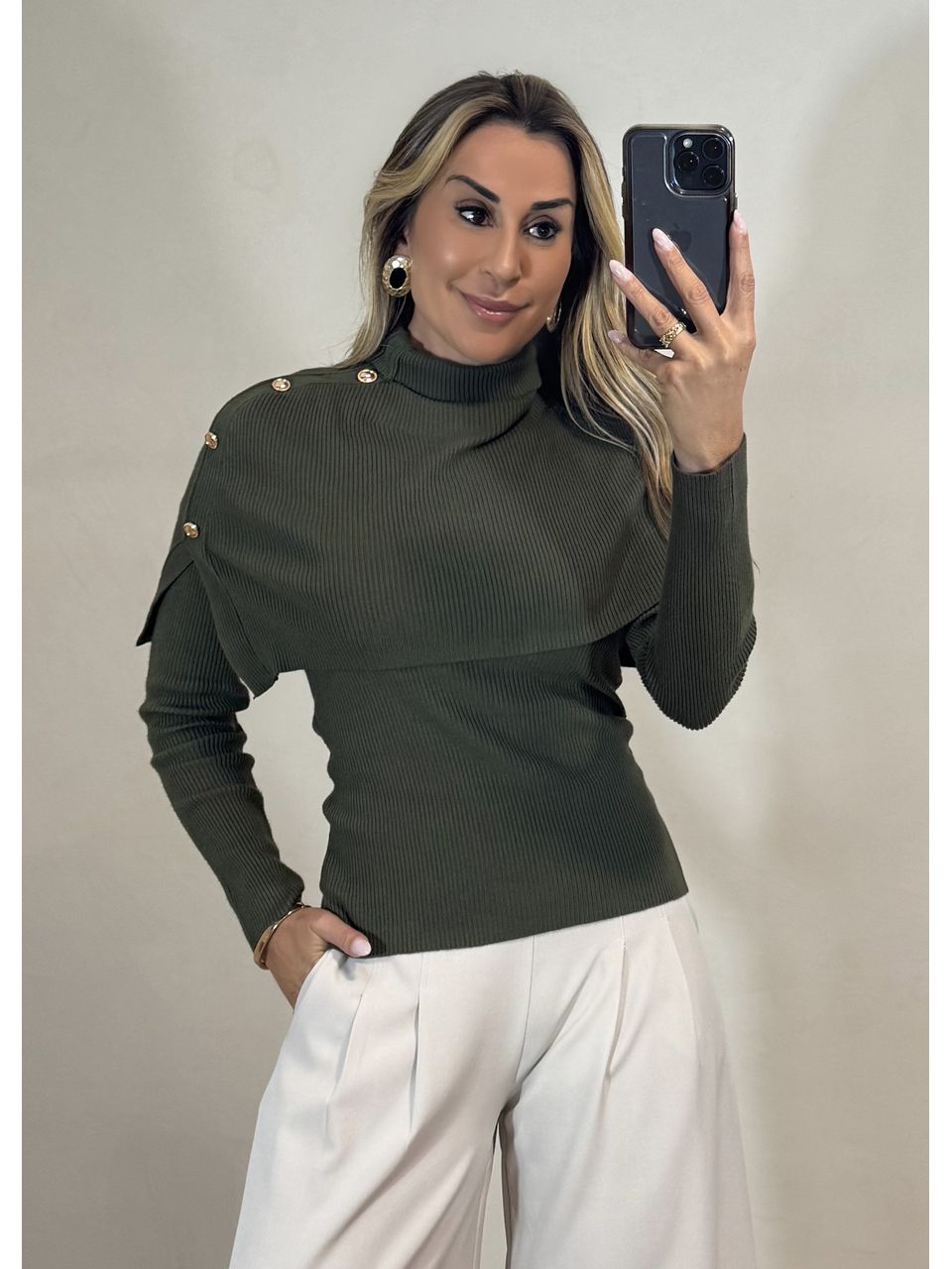 Blusa Tricot Gola Removível 