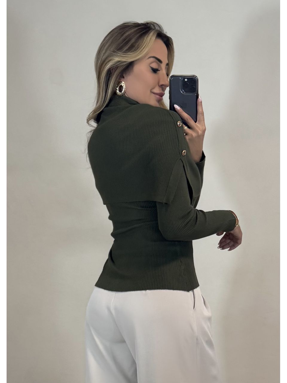 Blusa Tricot Gola Removível 
