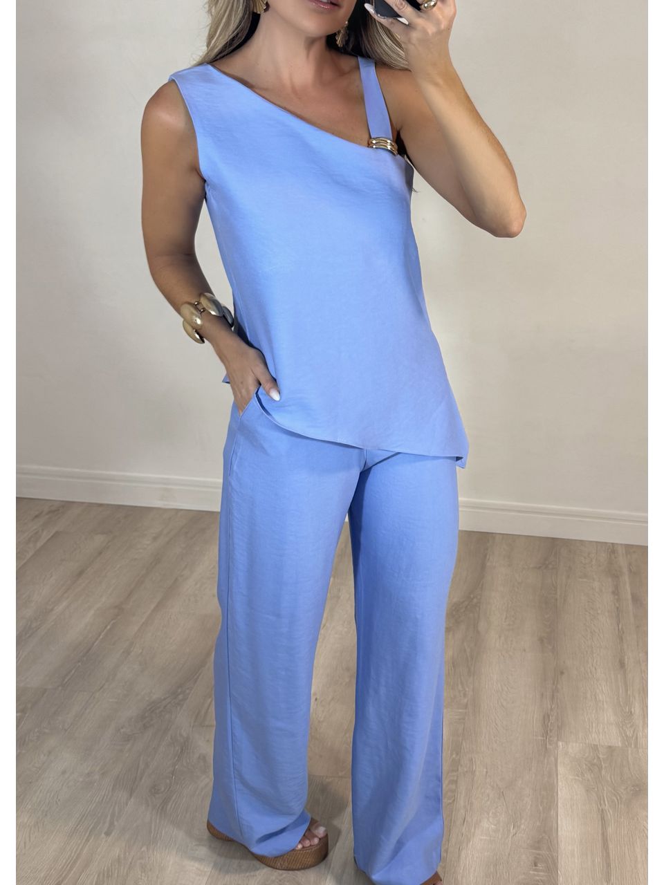 Conjunto Assimétrico Vivi