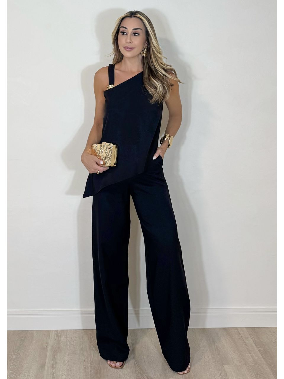 Conjunto Assimétrico Vivi