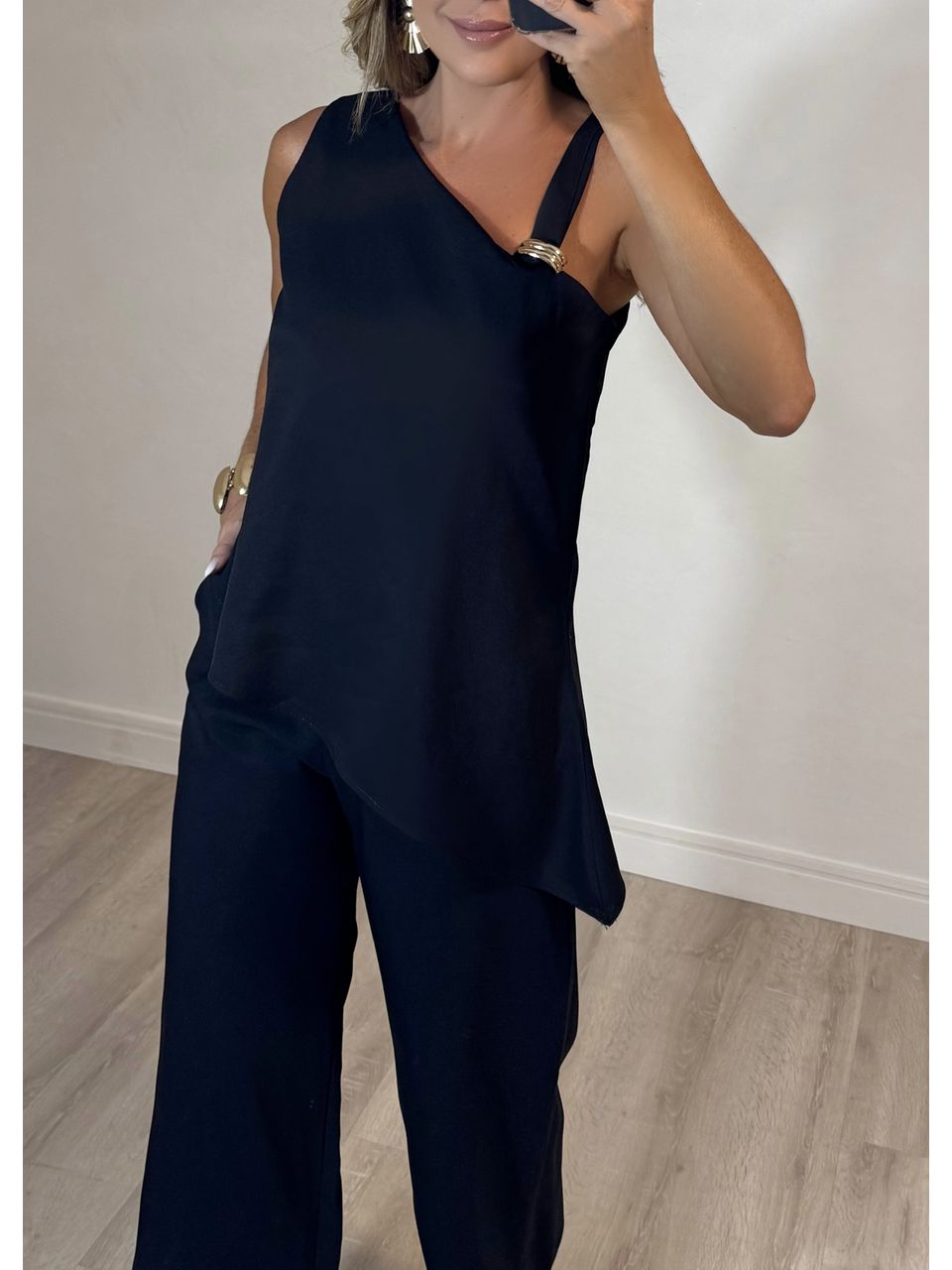 Conjunto Assimétrico Vivi