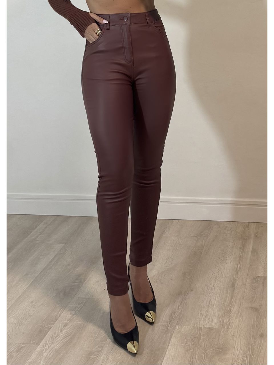 Calça Resinada Slim - 5067 - MADONNA BASIC