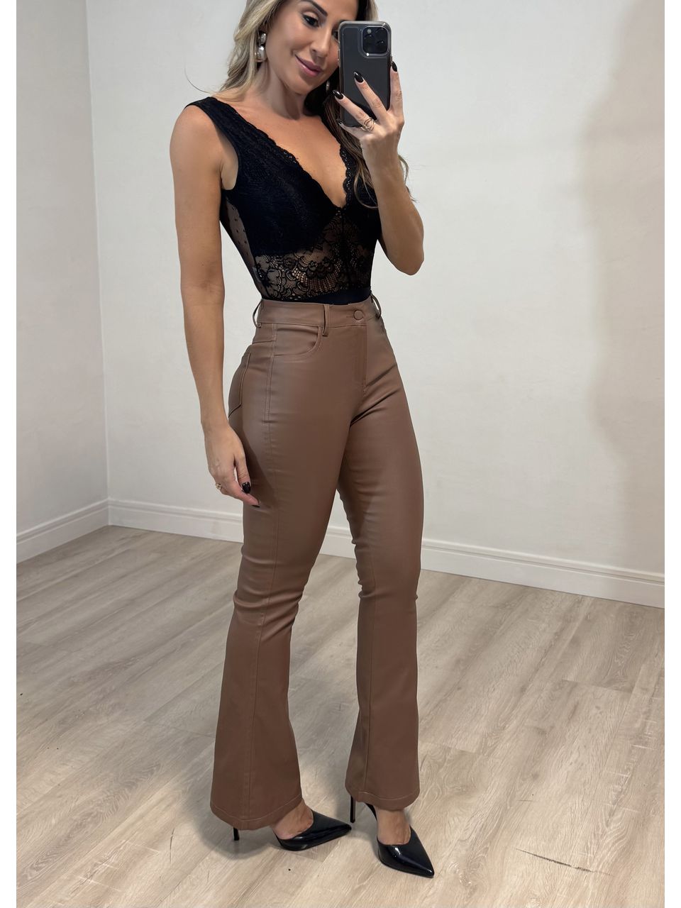 Calça Resinada Talita