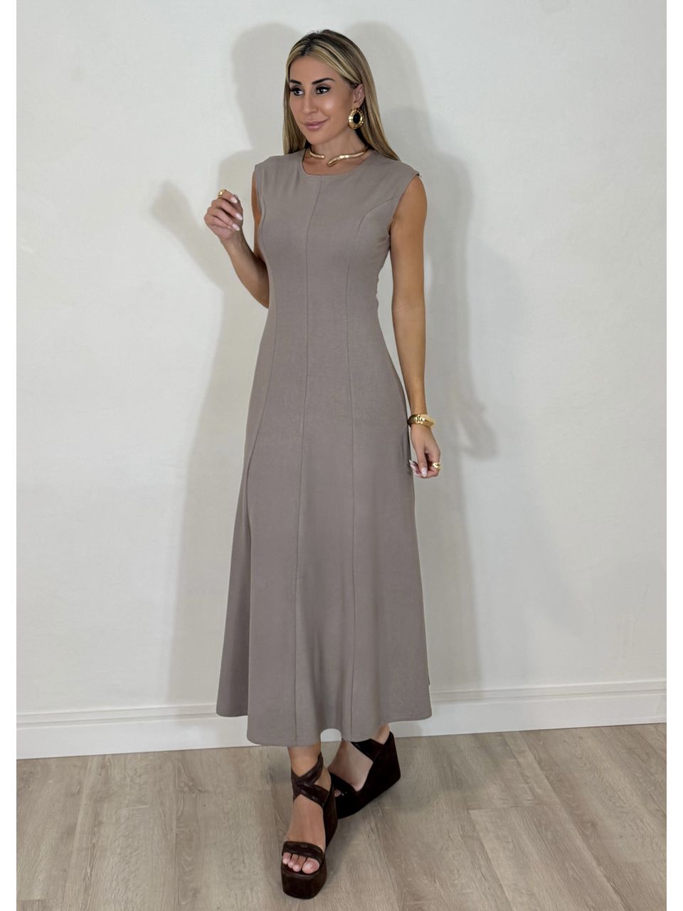 Vestido Malha Recortes