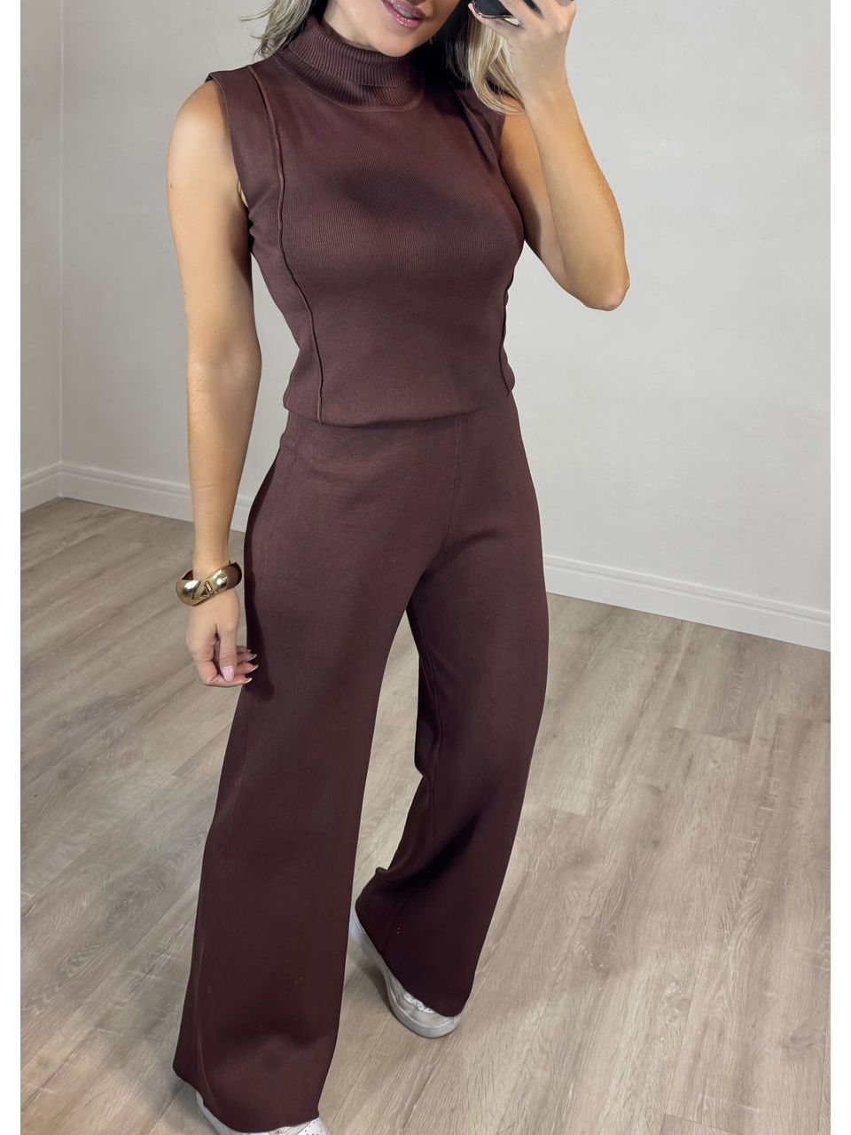 Conjunto Modal Silvia