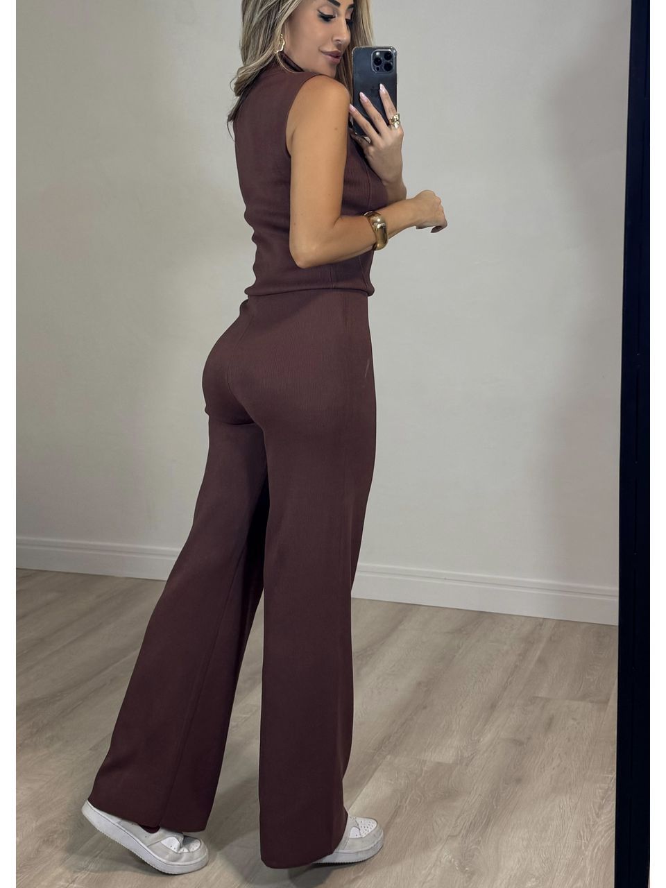 Conjunto Modal Silvia