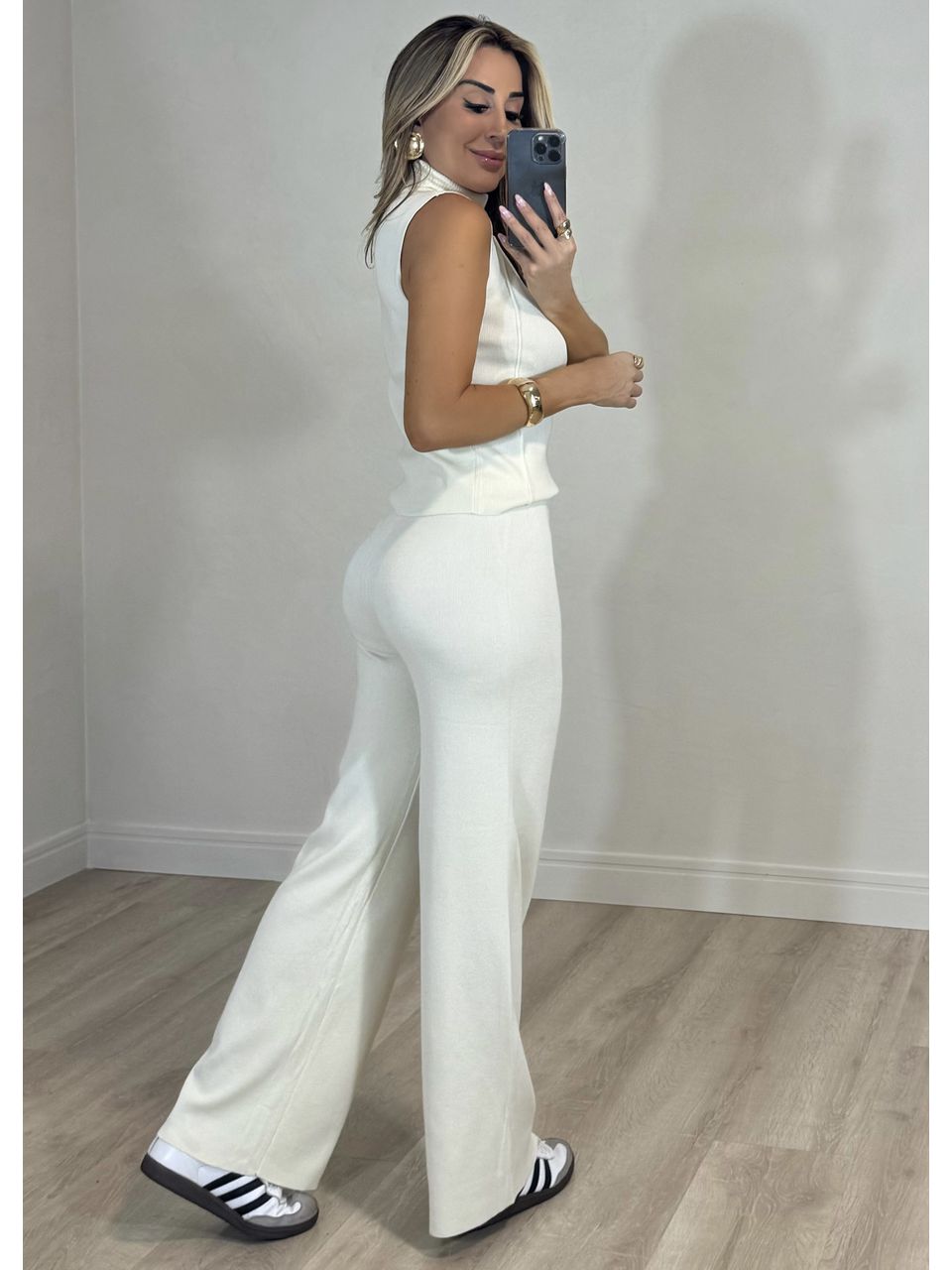 Conjunto Modal Silvia