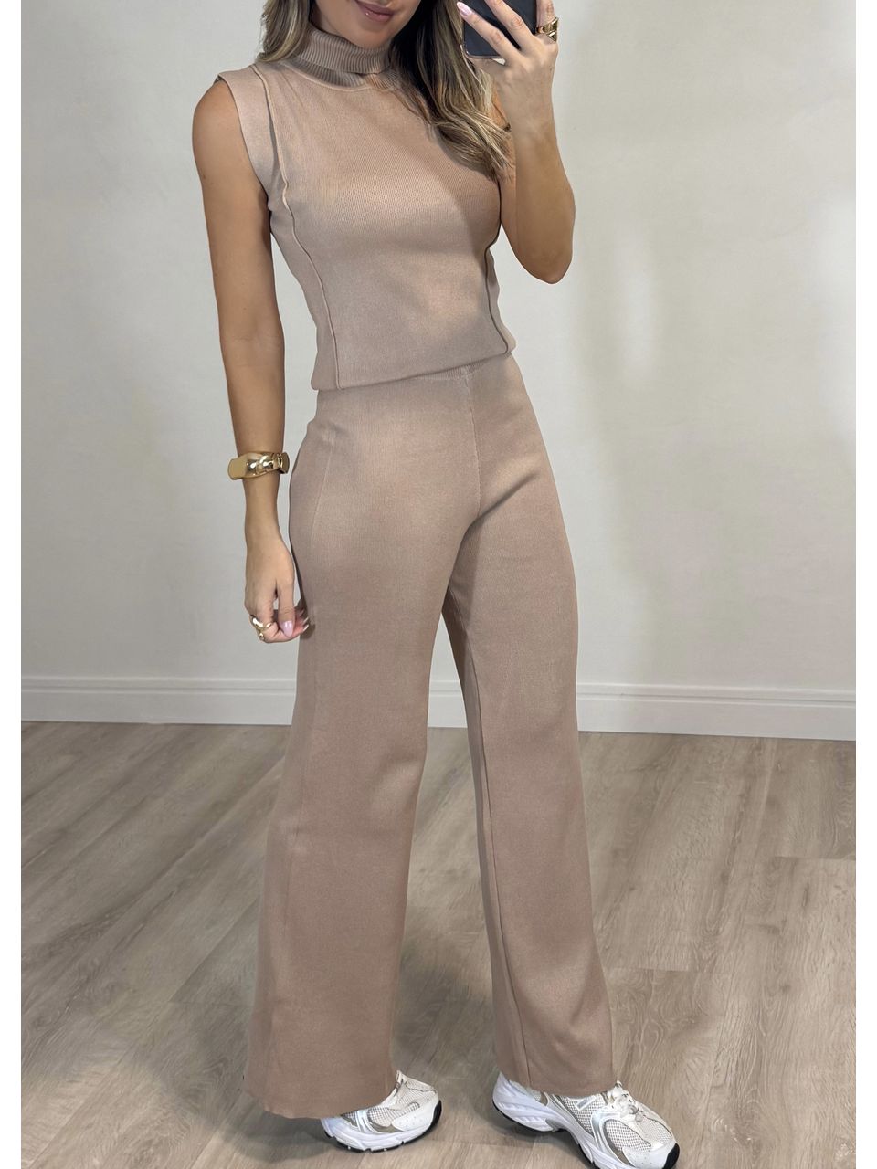 Conjunto Modal Silvia