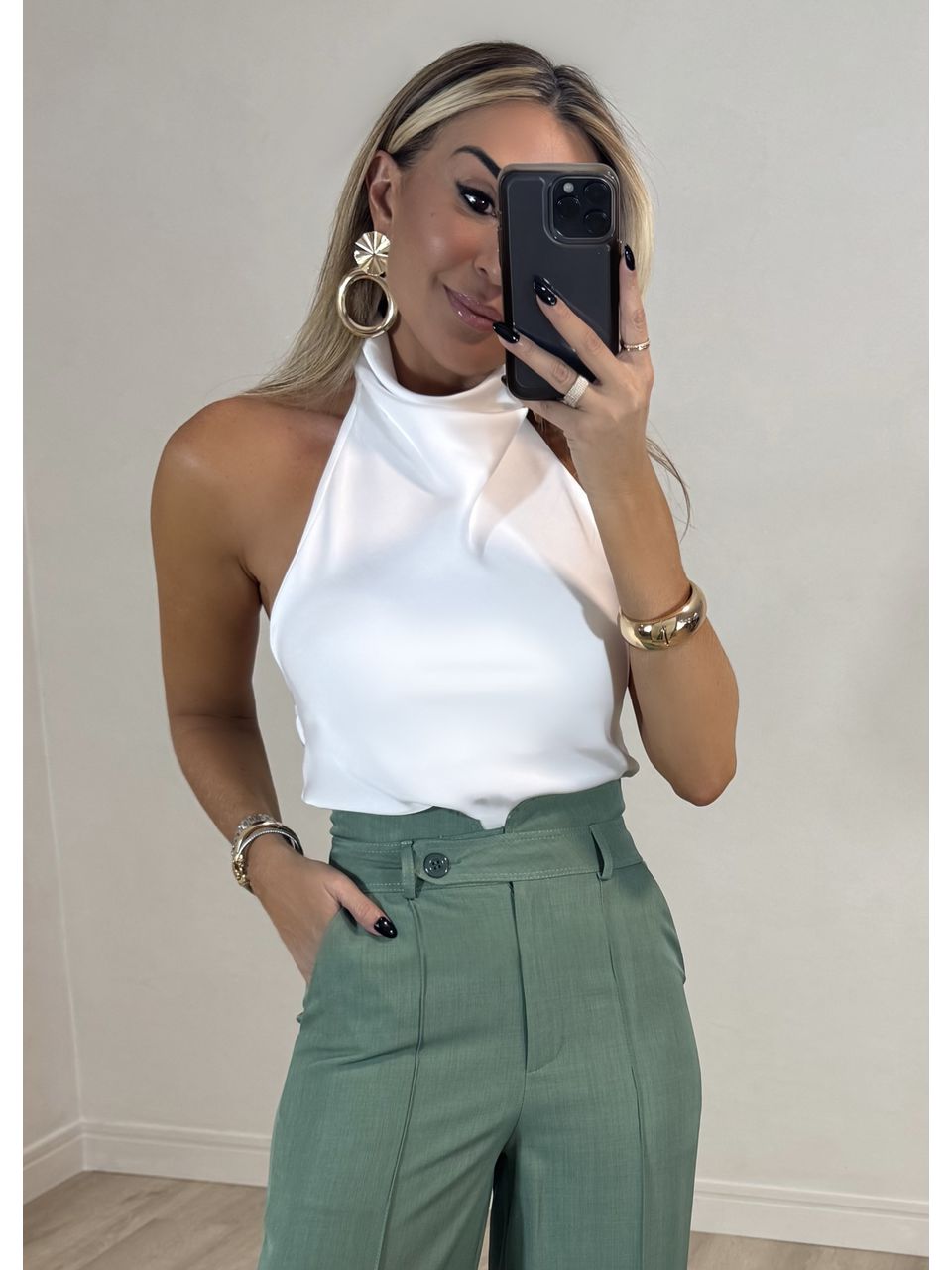 Blusa Acetinada Zahra
