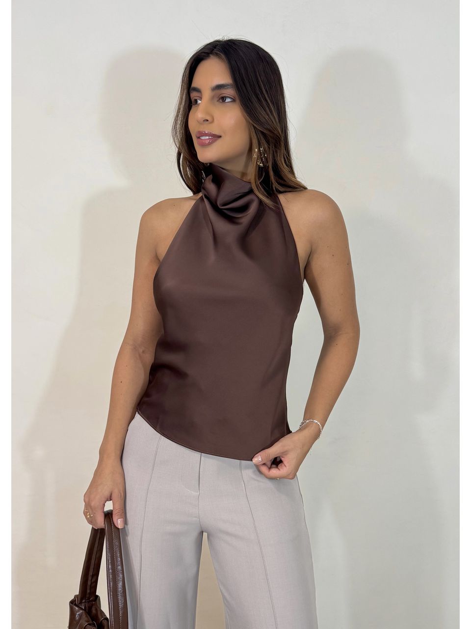 Blusa Acetinada Zahra