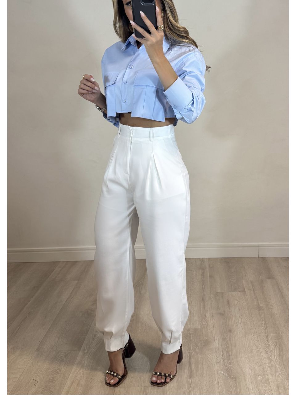  Calça Slouchy Alfaiataria.