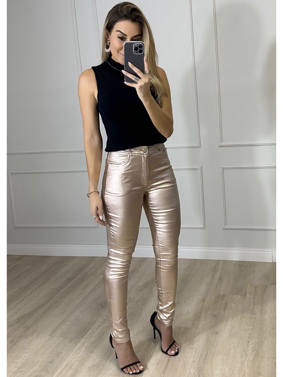 Calça Resinada Metálica