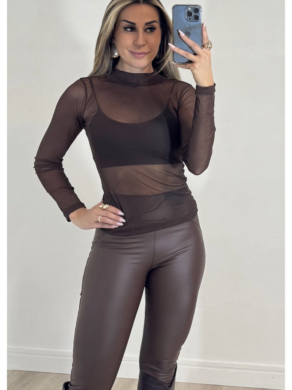 Blusa Tule Café 