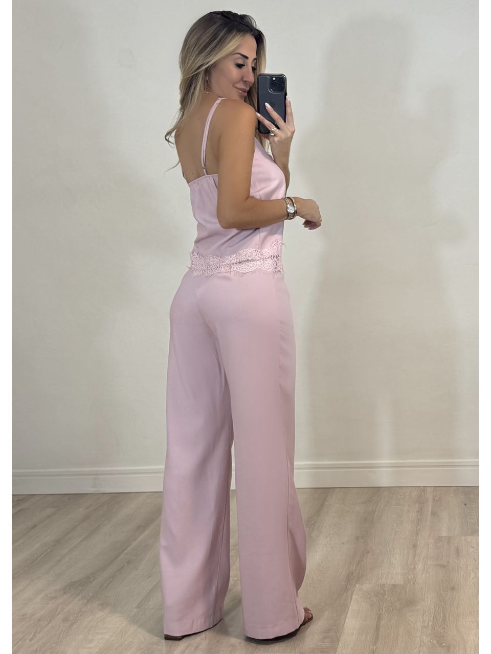 Conjunto Renda Stella